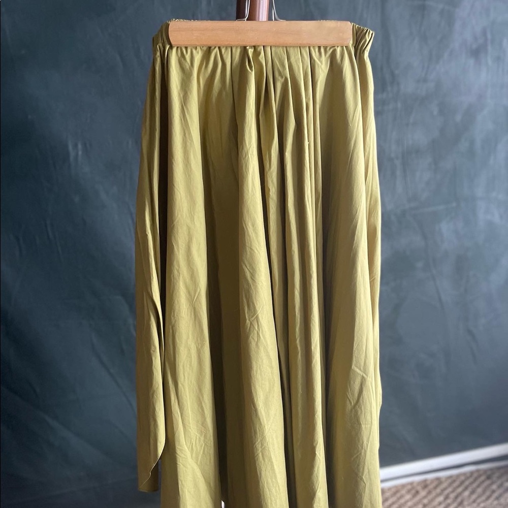 Shaina mote gorgeous chartreuse pants
